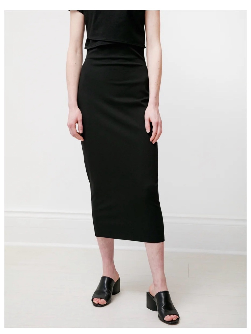 Women's Black Midi Pencil Skirt - Sleek High-Rise Design